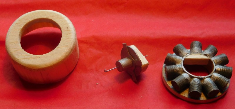detaily krytmhlavice a motor.JPG