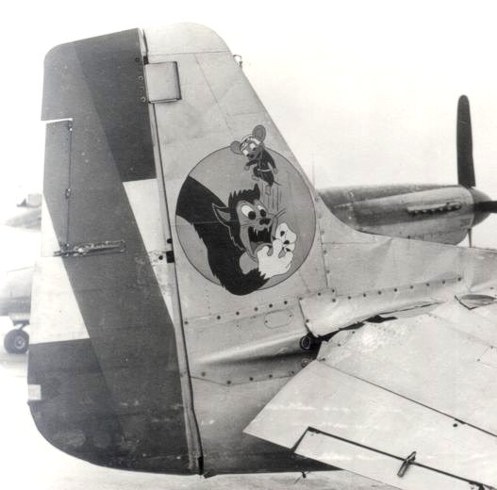 p51colaemblema.jpg