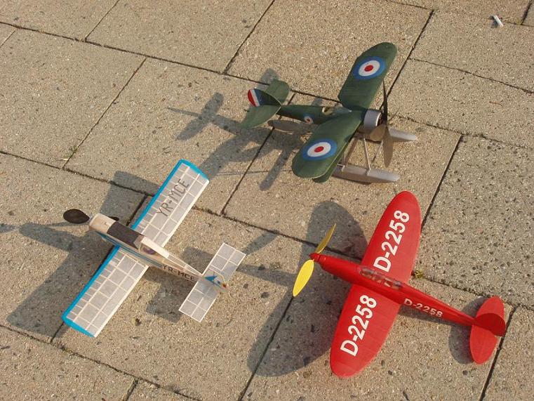 pv2 he64 iar822.JPG