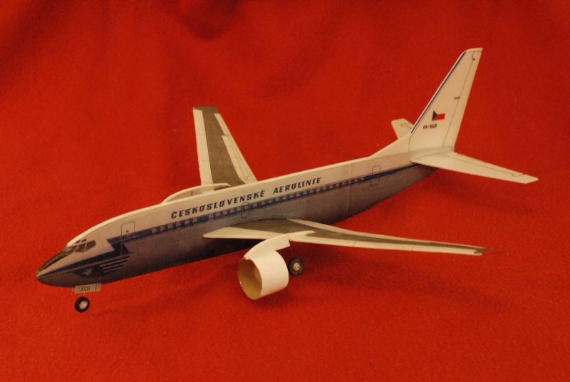 b737_800_1.jpg