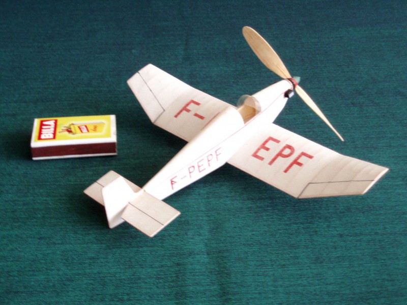 obr. č.1 JODEL .jpg (240.85 KiB) Zobrazeno 6535 x obr. č.1 JODEL .jpg