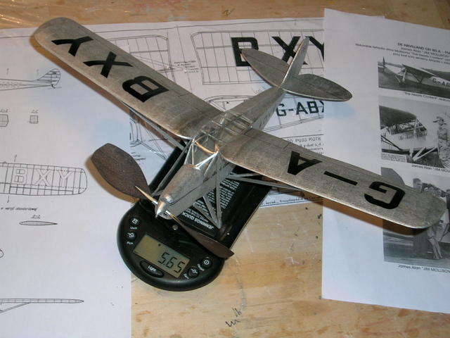 Obr.11: DH-80 - aluminiový pigment v laku