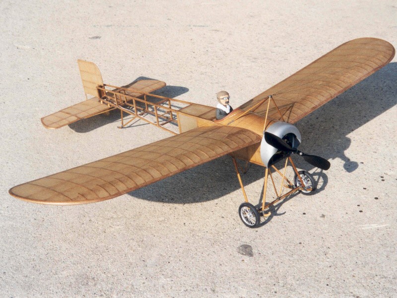  Morane (building: Vlastimil Šimek, photo: Felda)